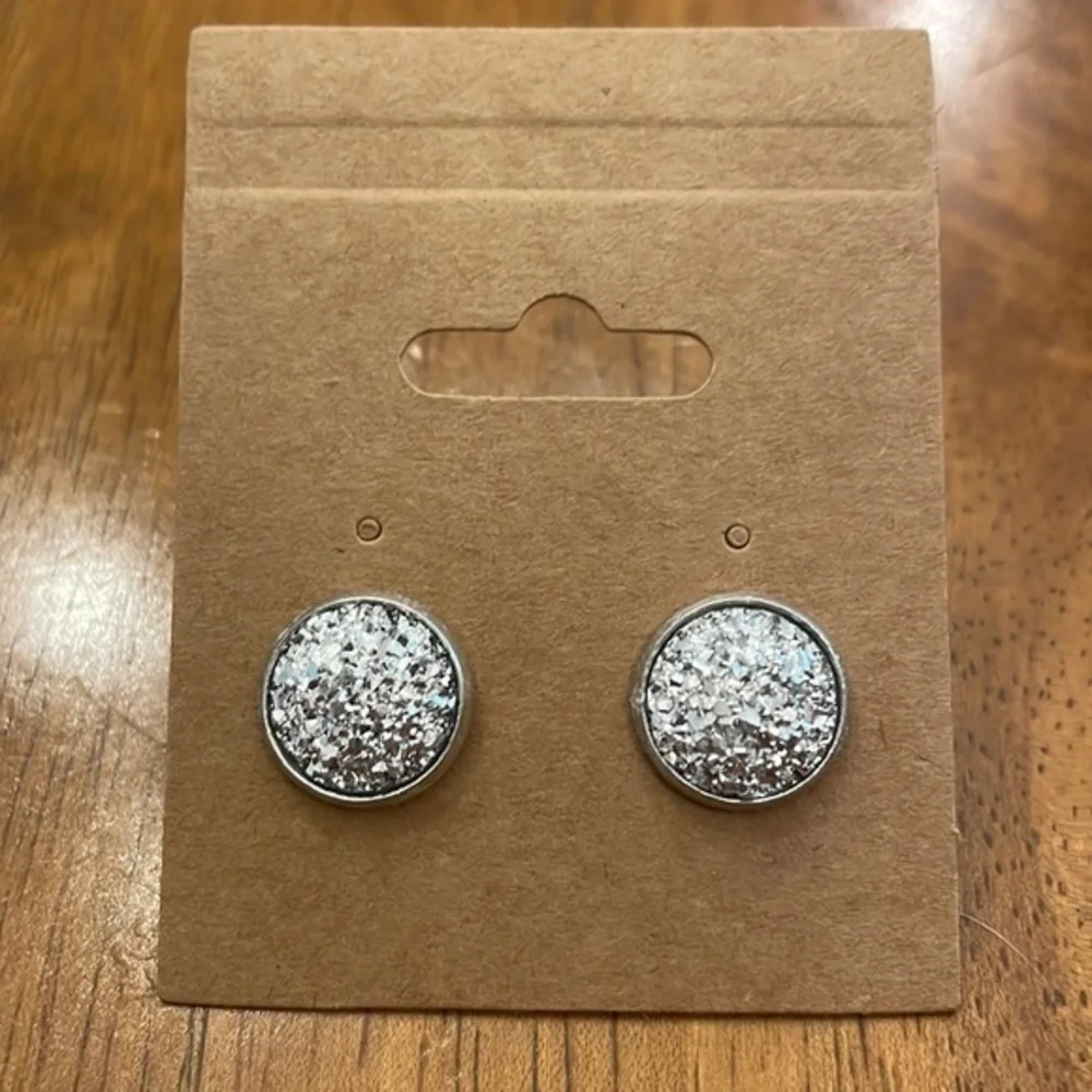 Silver sparkle 12 mm stud earrings